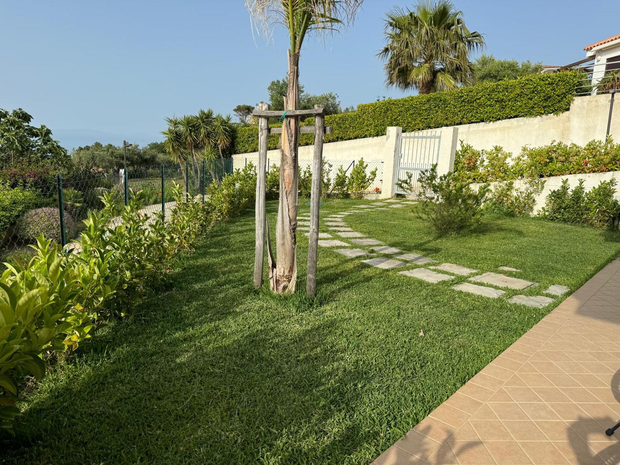 Villa Dei Fiori Zambrone Esterno foto